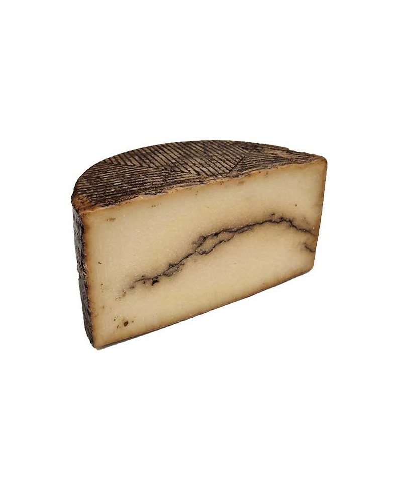 Ewe's milk cheese with black garlic 1600 g